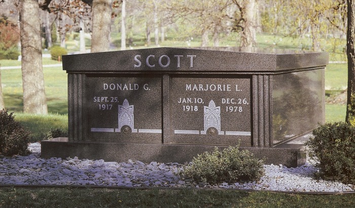 Mausoleums Family Estates Crypts Customized Personalized Affordable Kapsa Monuments Kapsa Monument Co